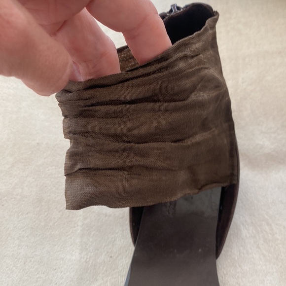 Delman, minimalist strap sandals, leather, ankle chiffon fabric, brown size 9 - Picture 9 of 14